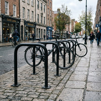 Flüssiggummi Schwarz RAL 9005 — städtischer Fahrradständer